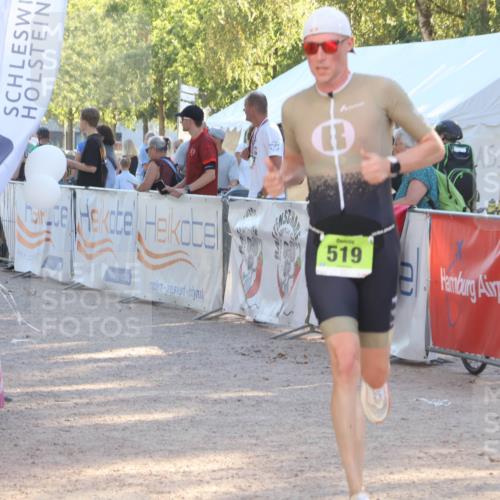 07.09.2025 - 19. Norderstedt Triathlon Luisa Fischer http://msf.ph/oto/8734246 07.09.2025 16:30:13 Ziel 519, 1504 meine-sportfotos.de