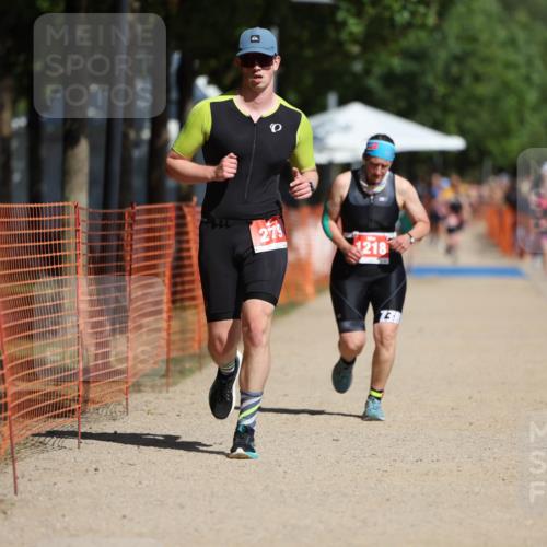 07.09.2025 - 19. Norderstedt Triathlon Michael Strokosch http://msf.ph/oto/8734248 07.09.2025 12:17:01 Laufen 279, 1218 meine-sportfotos.de