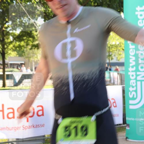 07.09.2025 - 19. Norderstedt Triathlon Luisa Fischer http://msf.ph/oto/8734260 07.09.2025 16:30:15 Ziel 519, 552, 1510 meine-sportfotos.de
