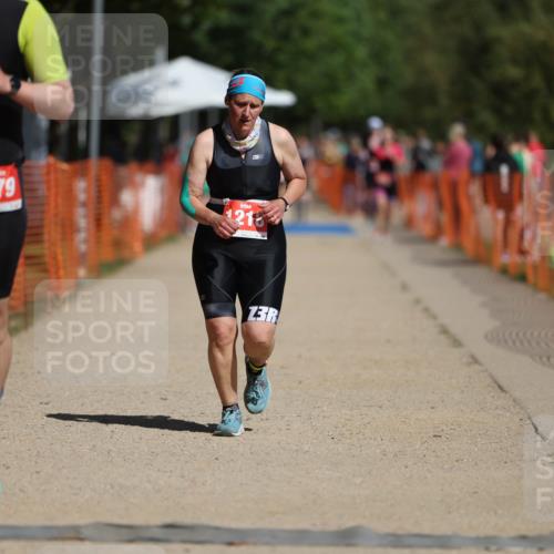 07.09.2025 - 19. Norderstedt Triathlon Michael Strokosch http://msf.ph/oto/8734264 07.09.2025 12:17:03 Laufen 279, 1218 meine-sportfotos.de