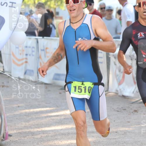 07.09.2025 - 19. Norderstedt Triathlon Luisa Fischer http://msf.ph/oto/8734269 07.09.2025 16:30:17 Ziel 519, 552, 1510 meine-sportfotos.de