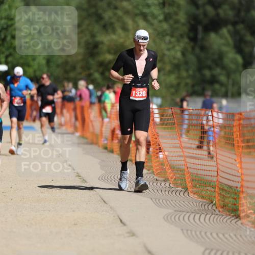 07.09.2025 - 19. Norderstedt Triathlon Michael Strokosch http://msf.ph/oto/8734297 07.09.2025 12:17:23 Laufen 155, 1320, 1394 meine-sportfotos.de