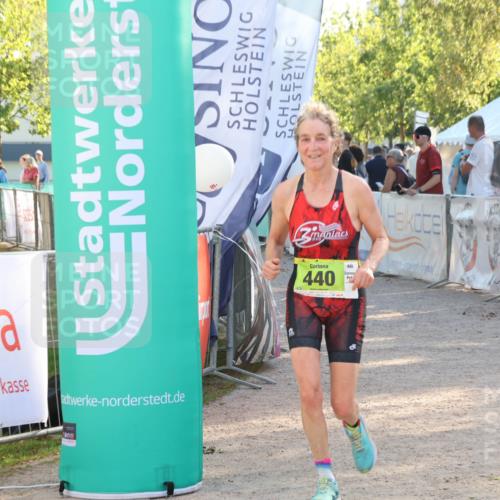 07.09.2025 - 19. Norderstedt Triathlon Luisa Fischer http://msf.ph/oto/8734319 07.09.2025 16:30:32 Ziel 440 meine-sportfotos.de