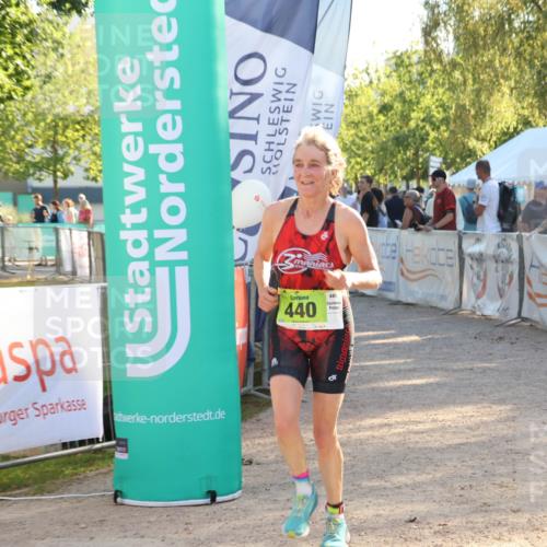 07.09.2025 - 19. Norderstedt Triathlon Luisa Fischer http://msf.ph/oto/8734321 07.09.2025 16:30:32 Ziel 440 meine-sportfotos.de