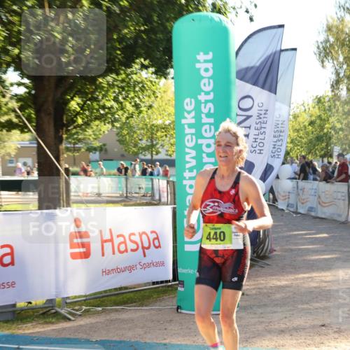 07.09.2025 - 19. Norderstedt Triathlon Luisa Fischer http://msf.ph/oto/8734326 07.09.2025 16:30:33 Ziel 440 meine-sportfotos.de