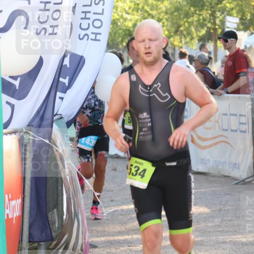 07.09.2025 - 19. Norderstedt Triathlon Luisa Fischer http://msf.ph/oto/8734374 07.09.2025 16:30:58 Ziel 534, 548, 1071, 1439, 1572 meine-sportfotos.de