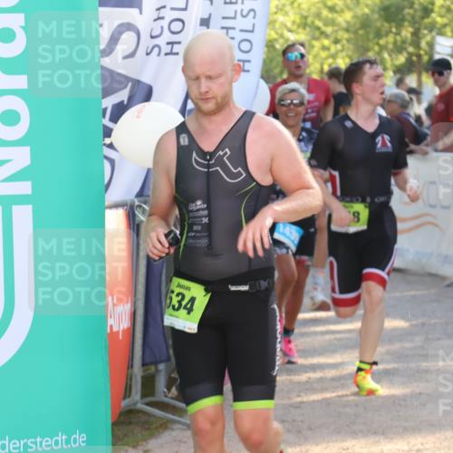 07.09.2025 - 19. Norderstedt Triathlon Luisa Fischer http://msf.ph/oto/8734379 07.09.2025 16:30:58 Ziel 534, 548, 1071, 1439, 1572 meine-sportfotos.de