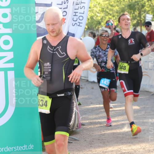 07.09.2025 - 19. Norderstedt Triathlon Luisa Fischer http://msf.ph/oto/8734382 07.09.2025 16:30:59 Ziel 534, 548, 1071, 1439, 1572 meine-sportfotos.de