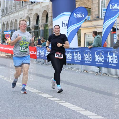 07.09.2025 - BARMER Alsterlauf Strokosch-Dieckow http://msf.ph/oto/8734393 07.09.2025 10:20:40 Ziel 2861, 2862, 3777, 4003, 4011, 4206, 4564, 4919, 5019, 5846, 5848, 8031 meine-sportfotos.de