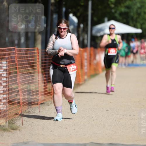 07.09.2025 - 19. Norderstedt Triathlon Michael Strokosch http://msf.ph/oto/8734418 07.09.2025 12:17:55 Laufen 259, 784 meine-sportfotos.de