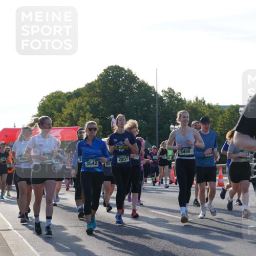 07.09.2025 - BARMER Alsterlauf Yannick Fuchs http://msf.ph/oto/8734424 07.09.2025 09:08:05 Laufen 406, 553, 4487, 3542, 801, 2857, 03, 5468, 36, 3781 meine-sportfotos.de