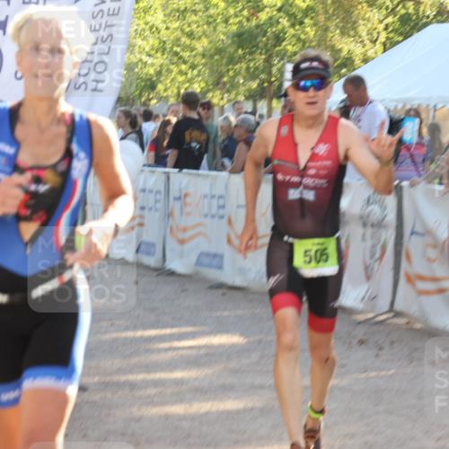 07.09.2025 - 19. Norderstedt Triathlon Luisa Fischer http://msf.ph/oto/8734436 07.09.2025 16:31:06 Ziel 477, 505, 534, 548, 1071, 1439, 1572 meine-sportfotos.de