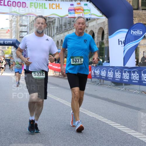 07.09.2025 - BARMER Alsterlauf Strokosch-Dieckow http://msf.ph/oto/8734444 07.09.2025 10:20:34 Ziel 2861, 2862, 3383, 3777, 4003, 4011, 4141, 4142, 4206, 4564, 4919, 5846, 5848, 8031 meine-sportfotos.de