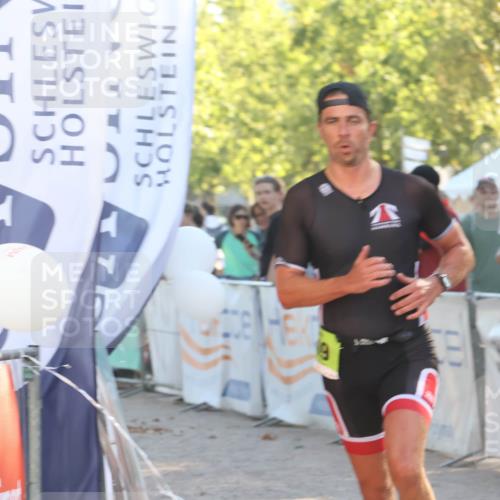 07.09.2025 - 19. Norderstedt Triathlon Luisa Fischer http://msf.ph/oto/8734451 07.09.2025 16:31:14 Ziel 505, 549 meine-sportfotos.de