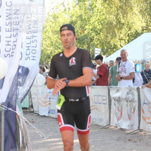 07.09.2025 - 19. Norderstedt Triathlon Luisa Fischer http://msf.ph/oto/8734456 07.09.2025 16:31:14 Ziel 505, 549 meine-sportfotos.de