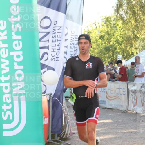 07.09.2025 - 19. Norderstedt Triathlon Luisa Fischer http://msf.ph/oto/8734458 07.09.2025 16:31:15 Ziel 549 meine-sportfotos.de