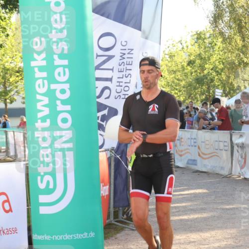 07.09.2025 - 19. Norderstedt Triathlon Luisa Fischer http://msf.ph/oto/8734460 07.09.2025 16:31:15 Ziel 549 meine-sportfotos.de