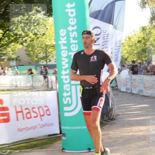 07.09.2025 - 19. Norderstedt Triathlon Luisa Fischer http://msf.ph/oto/8734465 07.09.2025 16:31:16 Ziel 549 meine-sportfotos.de