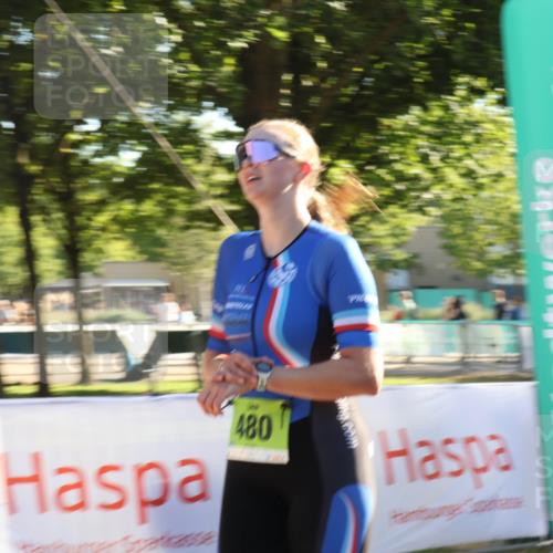 07.09.2025 - 19. Norderstedt Triathlon Luisa Fischer http://msf.ph/oto/8734495 07.09.2025 16:31:28 Ziel 480, 525, 1594 meine-sportfotos.de
