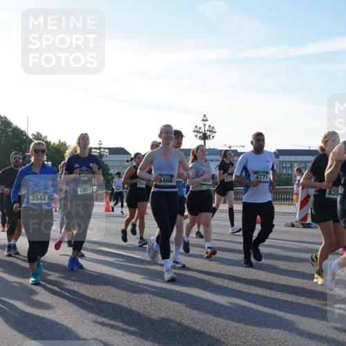07.09.2025 - BARMER Alsterlauf Yannick Fuchs http://msf.ph/oto/8734505 07.09.2025 09:08:07 Laufen 553, 5468, 3503, 4316, 4771, 488, 4069, 2857, 3542, 835, 4802 meine-sportfotos.de