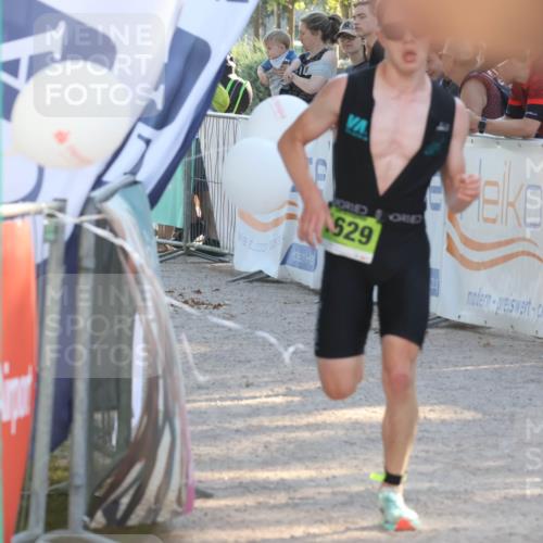 07.09.2025 - 19. Norderstedt Triathlon Luisa Fischer http://msf.ph/oto/8734550 07.09.2025 16:32:13 Ziel 1629 meine-sportfotos.de