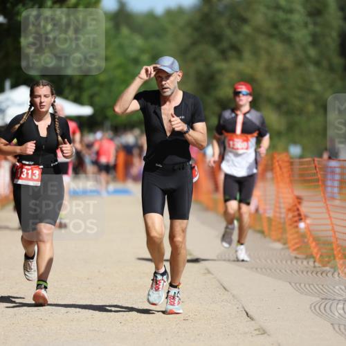 07.09.2025 - 19. Norderstedt Triathlon Michael Strokosch http://msf.ph/oto/8734558 07.09.2025 12:18:27 Laufen 237, 795, 857, 1300, 1313, 1371, 1372 meine-sportfotos.de