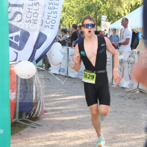07.09.2025 - 19. Norderstedt Triathlon Luisa Fischer http://msf.ph/oto/8734561 07.09.2025 16:32:14 Ziel 1629 meine-sportfotos.de