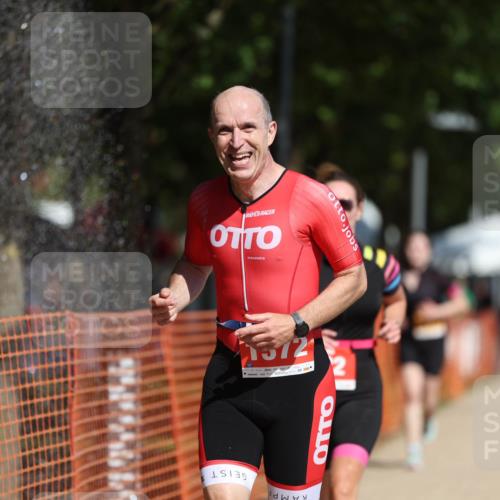 07.09.2025 - 19. Norderstedt Triathlon Michael Strokosch http://msf.ph/oto/8734597 07.09.2025 12:18:36 Laufen 822, 1159, 1300, 1372 meine-sportfotos.de