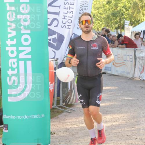 07.09.2025 - 19. Norderstedt Triathlon Luisa Fischer http://msf.ph/oto/8734608 07.09.2025 16:32:20 Ziel 493, 1629 meine-sportfotos.de