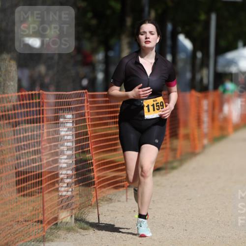 07.09.2025 - 19. Norderstedt Triathlon Michael Strokosch http://msf.ph/oto/8734616 07.09.2025 12:18:41 Laufen 803, 822, 1159 meine-sportfotos.de