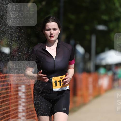 07.09.2025 - 19. Norderstedt Triathlon Michael Strokosch http://msf.ph/oto/8734629 07.09.2025 12:18:43 Laufen 803, 1159 meine-sportfotos.de
