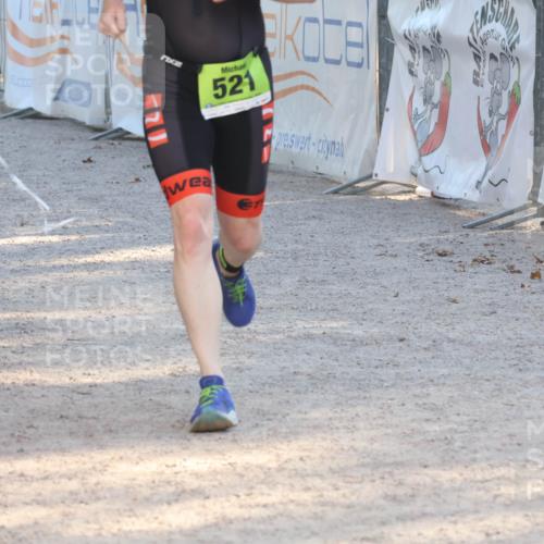 07.09.2025 - 19. Norderstedt Triathlon Luisa Fischer http://msf.ph/oto/8734631 07.09.2025 16:32:31 Ziel 521, 1484 meine-sportfotos.de