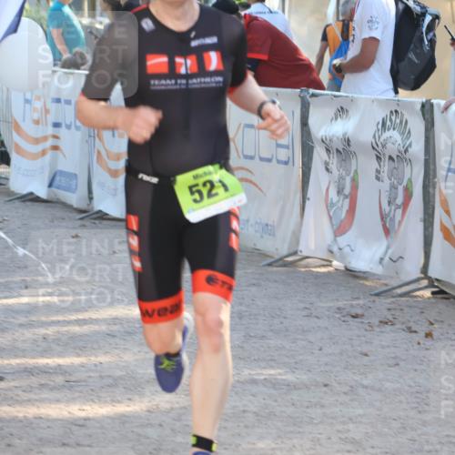 07.09.2025 - 19. Norderstedt Triathlon Luisa Fischer http://msf.ph/oto/8734633 07.09.2025 16:32:31 Ziel 521, 1484 meine-sportfotos.de