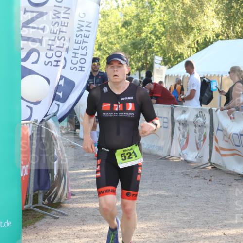 07.09.2025 - 19. Norderstedt Triathlon Luisa Fischer http://msf.ph/oto/8734639 07.09.2025 16:32:32 Ziel 521, 1433, 1484 meine-sportfotos.de