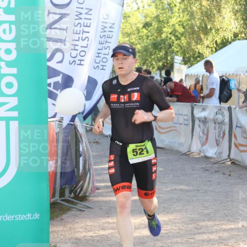 07.09.2025 - 19. Norderstedt Triathlon Luisa Fischer http://msf.ph/oto/8734641 07.09.2025 16:32:32 Ziel 521, 1433, 1484 meine-sportfotos.de