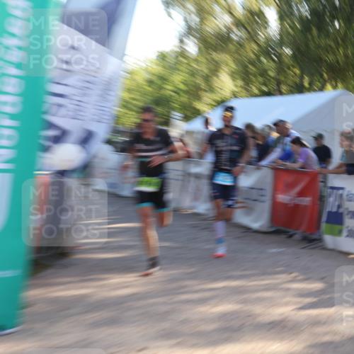 07.09.2025 - 19. Norderstedt Triathlon Luisa Fischer http://msf.ph/oto/8734657 07.09.2025 16:32:34 Ziel 490, 521, 1433, 1484 meine-sportfotos.de