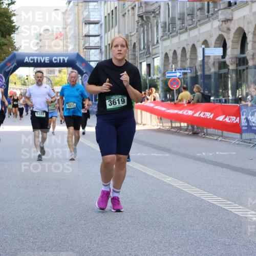 07.09.2025 - BARMER Alsterlauf Strokosch-Dieckow http://msf.ph/oto/8734699 07.09.2025 10:20:28 Ziel 2685, 2686, 2861, 2862, 2977, 3383, 3777, 4003, 4011, 4141, 4142, 4331, 4919, 4971 meine-sportfotos.de