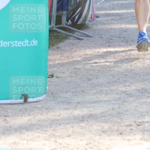 07.09.2025 - 19. Norderstedt Triathlon Luisa Fischer http://msf.ph/oto/8734713 07.09.2025 16:32:44 Ziel 490, 547 meine-sportfotos.de