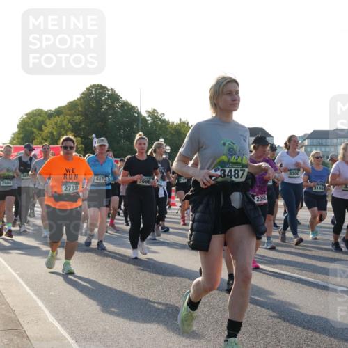 07.09.2025 - BARMER Alsterlauf Yannick Fuchs http://msf.ph/oto/8734723 07.09.2025 09:08:14 Laufen 487, 4966, 2804, 4813, 368653, 476, 2738, 3487, 2066, 8300, 3185, 3355 meine-sportfotos.de