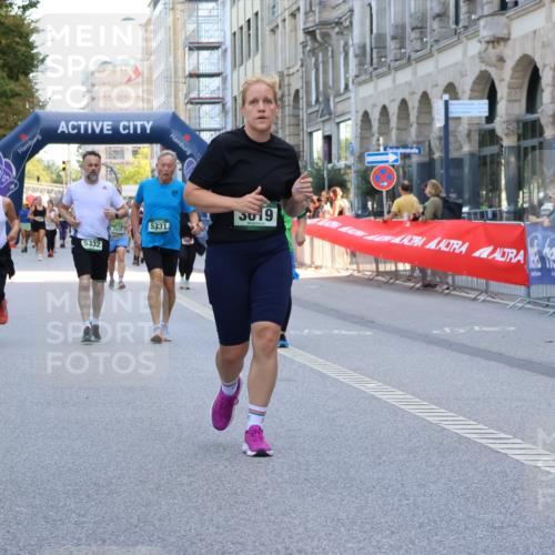07.09.2025 - BARMER Alsterlauf Strokosch-Dieckow http://msf.ph/oto/8734748 07.09.2025 10:20:28 Ziel 2685, 2686, 2861, 2862, 2977, 3383, 3777, 4003, 4011, 4141, 4142, 4331, 4919, 4971 meine-sportfotos.de
