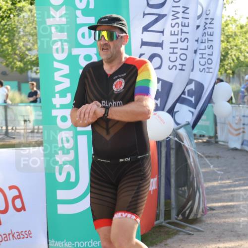 07.09.2025 - 19. Norderstedt Triathlon Luisa Fischer http://msf.ph/oto/8734750 07.09.2025 16:32:53 Ziel 491 meine-sportfotos.de