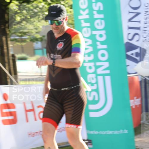 07.09.2025 - 19. Norderstedt Triathlon Luisa Fischer http://msf.ph/oto/8734754 07.09.2025 16:32:53 Ziel 491 meine-sportfotos.de