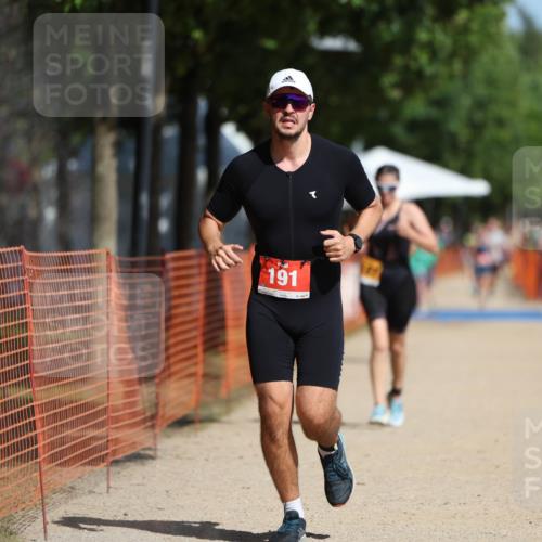 07.09.2025 - 19. Norderstedt Triathlon Michael Strokosch http://msf.ph/oto/8734765 07.09.2025 12:19:06 Laufen 191, 1187 meine-sportfotos.de