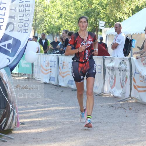 07.09.2025 - 19. Norderstedt Triathlon Luisa Fischer http://msf.ph/oto/8734766 07.09.2025 16:33:17 Ziel 438, 543 meine-sportfotos.de
