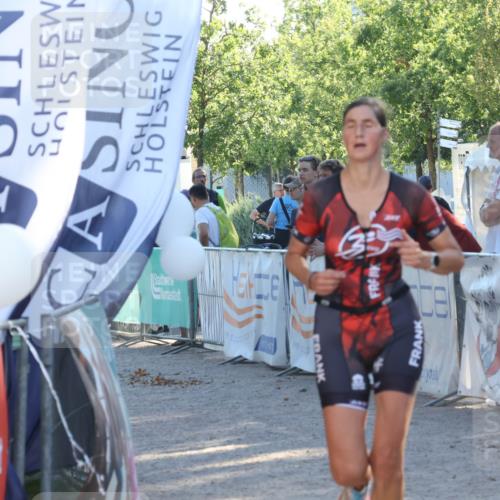 07.09.2025 - 19. Norderstedt Triathlon Luisa Fischer http://msf.ph/oto/8734775 07.09.2025 16:33:18 Ziel 438, 543 meine-sportfotos.de