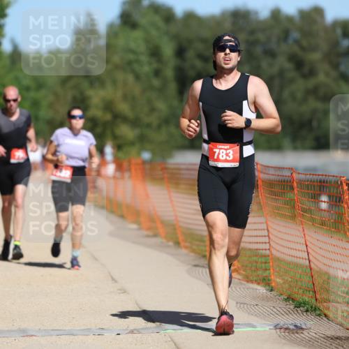 07.09.2025 - 19. Norderstedt Triathlon Michael Strokosch http://msf.ph/oto/8734780 07.09.2025 13:00:31 Laufen 728, 752, 783, 1382 meine-sportfotos.de