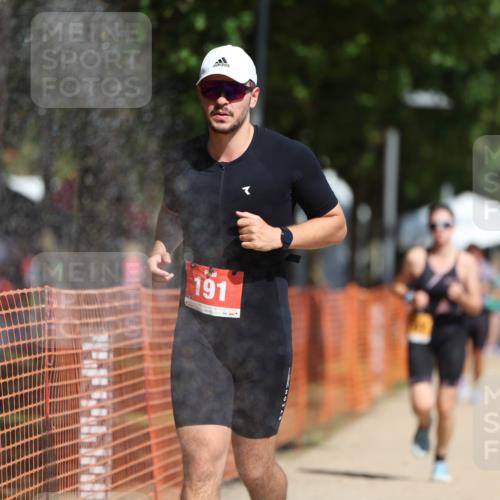 07.09.2025 - 19. Norderstedt Triathlon Michael Strokosch http://msf.ph/oto/8734783 07.09.2025 12:19:07 Laufen 191, 1187 meine-sportfotos.de