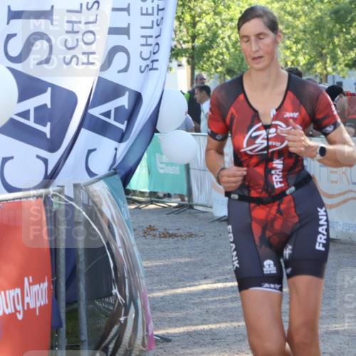 07.09.2025 - 19. Norderstedt Triathlon Luisa Fischer http://msf.ph/oto/8734784 07.09.2025 16:33:19 Ziel 438, 543 meine-sportfotos.de