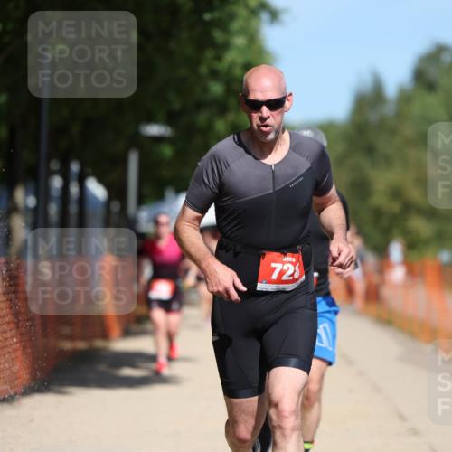07.09.2025 - 19. Norderstedt Triathlon Michael Strokosch http://msf.ph/oto/8734815 07.09.2025 13:00:34 Laufen 295, 728, 752, 783, 1382 meine-sportfotos.de