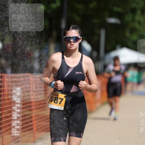 07.09.2025 - 19. Norderstedt Triathlon Michael Strokosch http://msf.ph/oto/8734816 07.09.2025 12:19:12 Laufen 191, 1187, 1286 meine-sportfotos.de